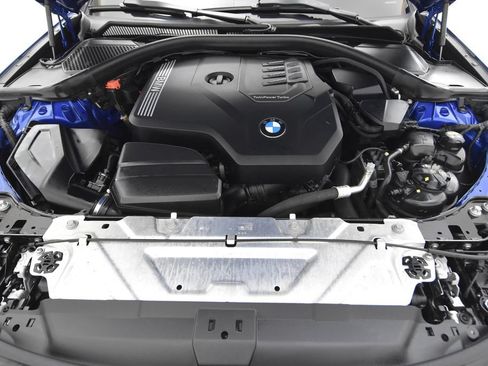 Used 2022 BMW 330i xDrive Sedan w/ M Sport Package AWD/4WD image 43