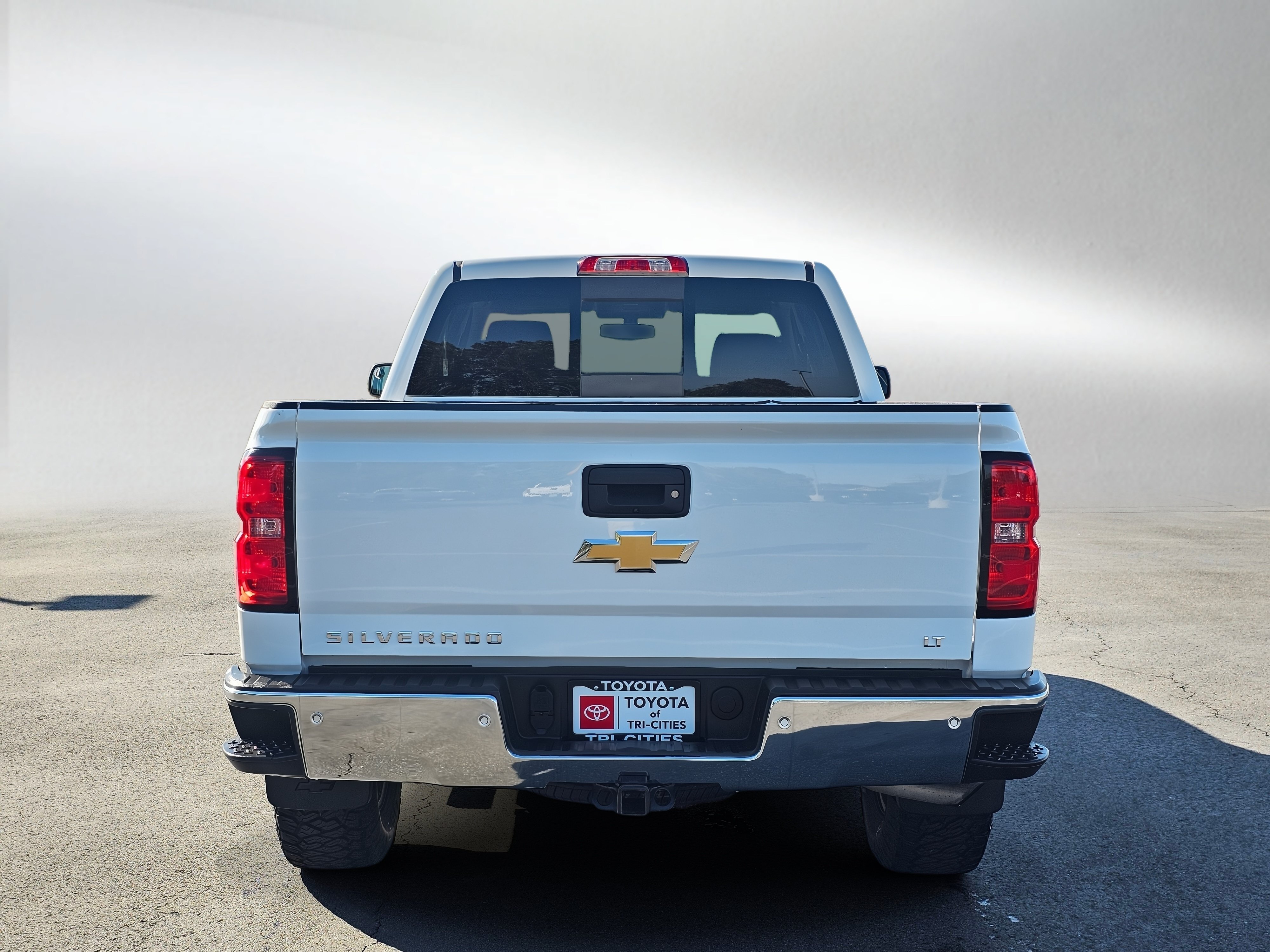 Used 2017 Chevrolet Silverado 1500 LT w/ All Star Edition AWD/4WD image 4
