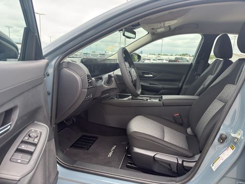 New 2027 Nissan Sentra SV FWD image 10