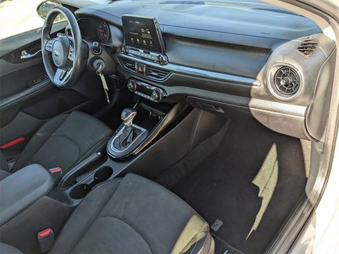 Used 2019 Kia Forte S image 14