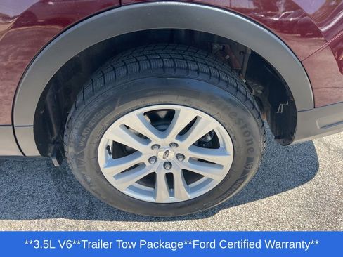 Used 2018 Ford Explorer XLT w/ Equipment Group 202A AWD/4WD image 28