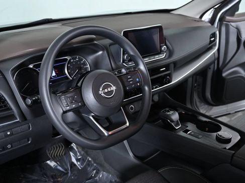 Certified 2023 Nissan Rogue SV AWD/4WD image 11