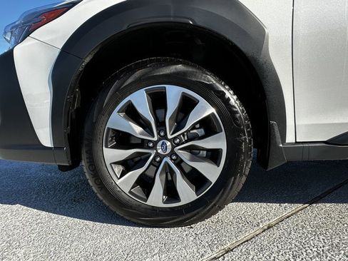 Used 2025 Subaru Outback Limited w/ Popular Package #2 AWD/4WD image 13