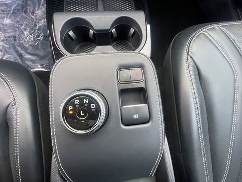 Used 2022 Ford Mustang Mach-E Premium image 23