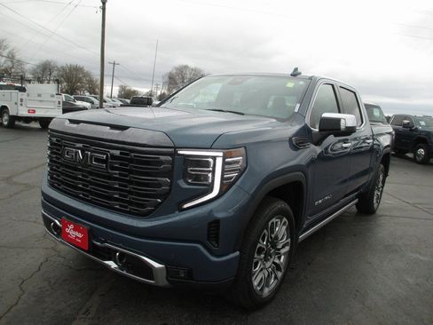 Used 2024 GMC Sierra 1500 Denali Ultimate image 11