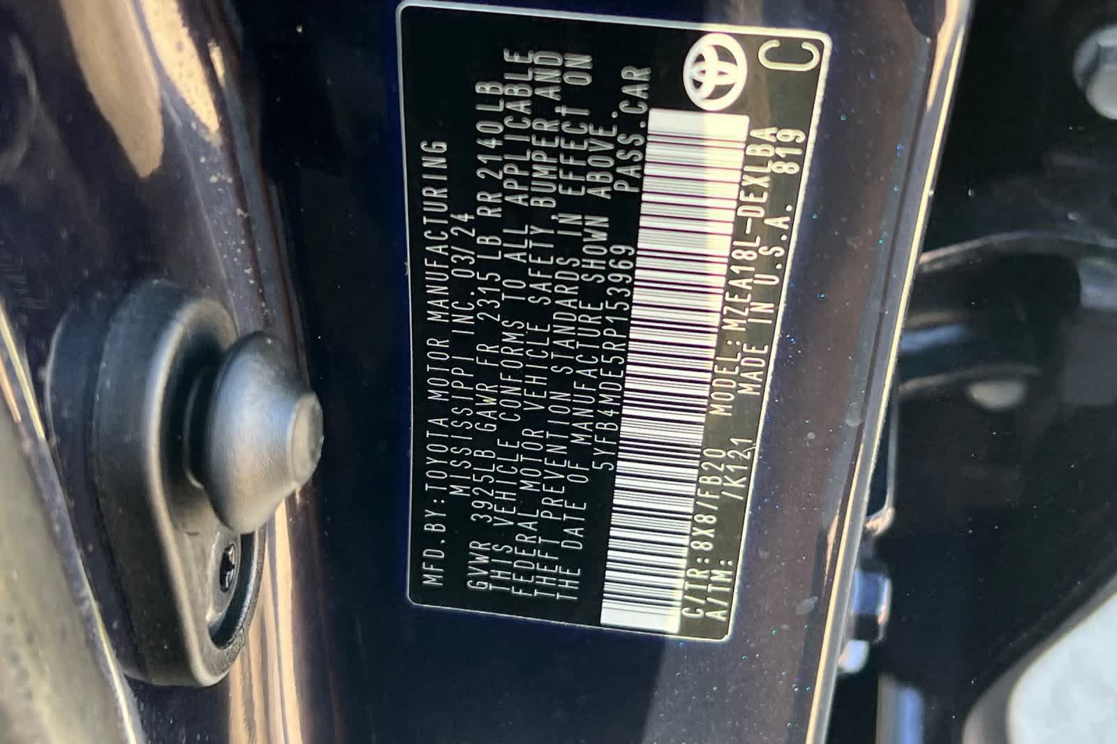 Used 2024 Toyota Corolla LE FWD image 33