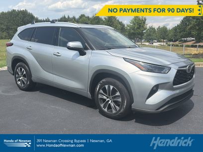 Used 2022 Toyota Highlander XLE