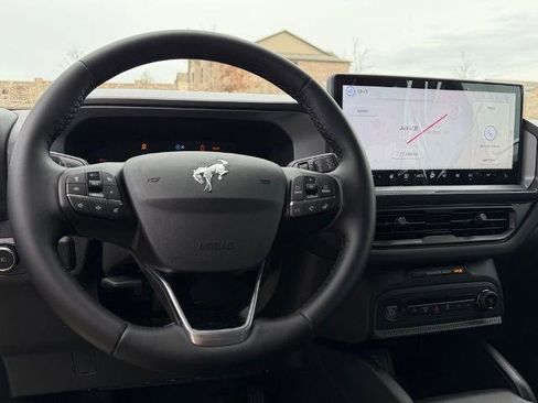 New 2026 Ford Bronco Sport Outer Banks image 11