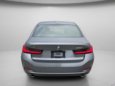 Used 2025 BMW 330i xDrive Sedan w/ Convenience Package image 9