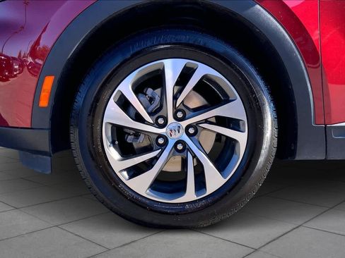 Used 2023 Buick Envision Essence image 10