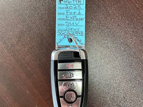 Used 2025 Ford Explorer Active w/ Active Comfort Package image 29