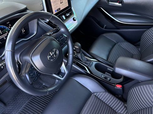 Used 2024 Toyota Corolla XSE FWD image 12