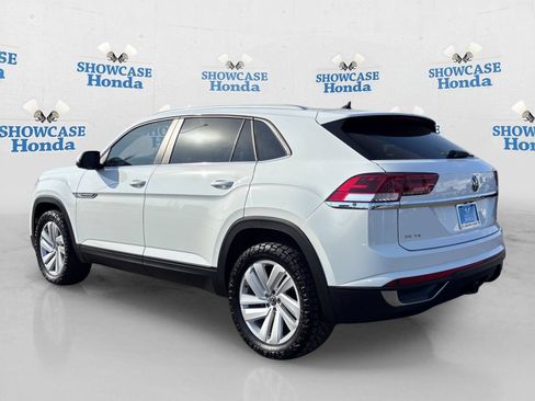 Used 2023 Volkswagen Atlas Cross Sport SE w/ Panoramic Sunroof Package AWD/4WD image 5