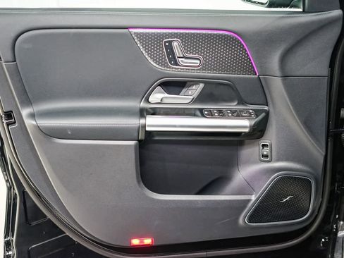 Used 2025 Mercedes-Benz GLA 250 image 22