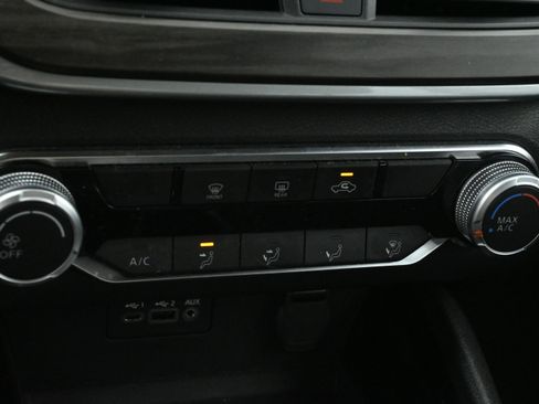 Used 2024 Nissan Altima 2.5 SV FWD image 23