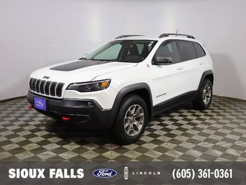 Used 2021 Jeep Cherokee Trailhawk AWD/4WD image 1