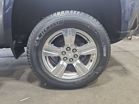 Used 2018 Chevrolet Colorado Z71 w/ Centennial Edition AWD/4WD image 38