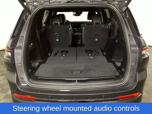 Used 2021 Jeep Grand Cherokee L Altitude image 11