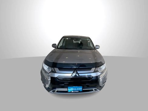 Used 2020 Mitsubishi Outlander SE AWD/4WD image 3