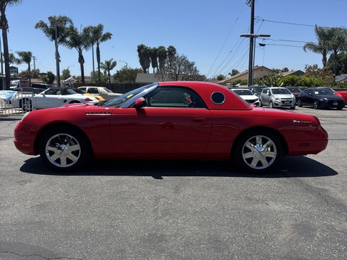 Used 2002 Ford Thunderbird RWD image 4