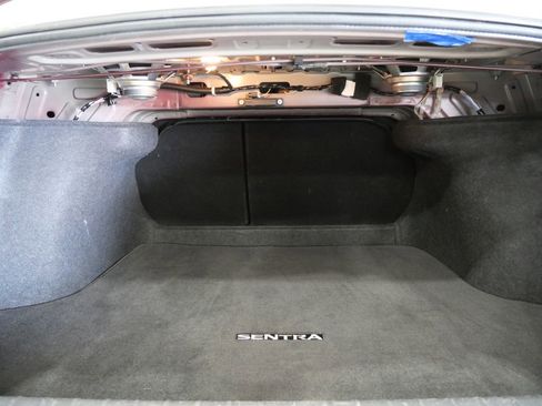 Used 2024 Nissan Sentra SV image 24