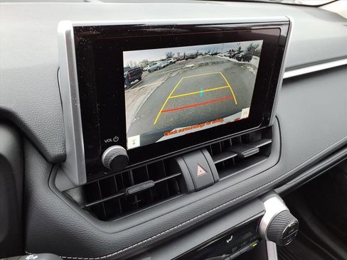 Certified 2024 Toyota RAV4 XLE image 21