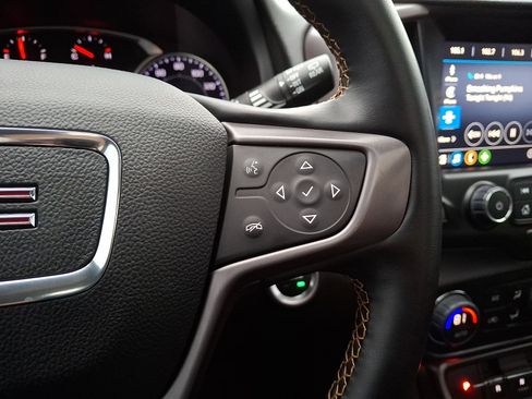 Used 2023 GMC Terrain AT4 image 21