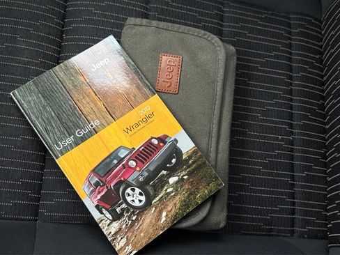 Used 2012 Jeep Wrangler Unlimited Sahara w/ Dual Top Group image 20