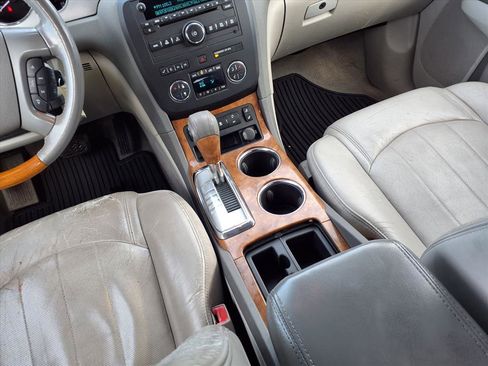 Used 2011 Buick Enclave CXL w/ LPO, Cargo Convenience Pkg image 13