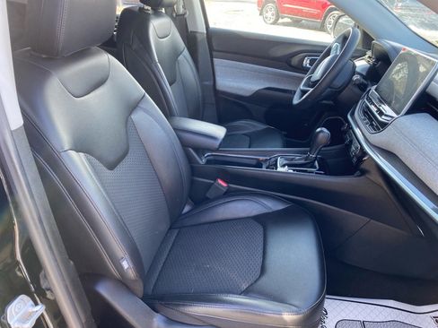 Used 2022 Jeep Compass Latitude image 26