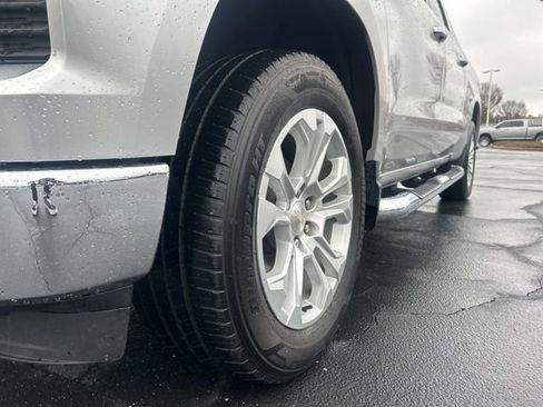 Used 2022 Chevrolet Silverado 1500 LTZ image 11