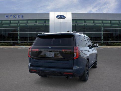 New 2026 Ford Expedition Platinum w/ Stealth Appearance Package AWD/4WD image 8