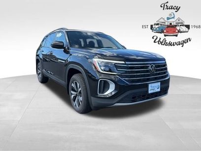 New 2026 Volkswagen Atlas SE
