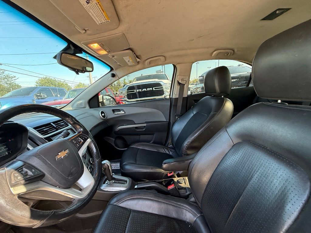 Used 2017 Chevrolet Sonic Premier FWD image 12