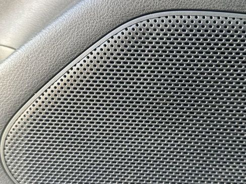 Used 2023 Nissan Rogue S image 24