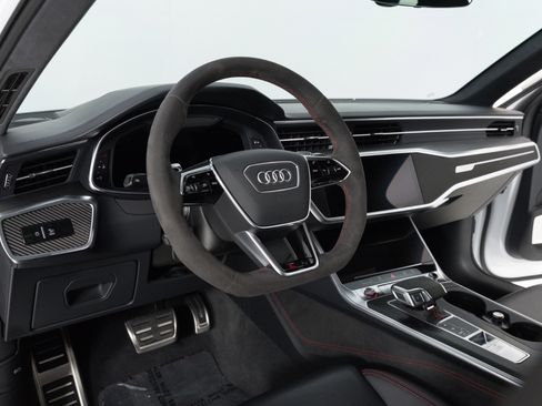 Used 2024 Audi RS 6 performance AWD/4WD image 19
