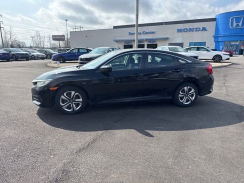 Used 2018 Honda Civic LX image 9