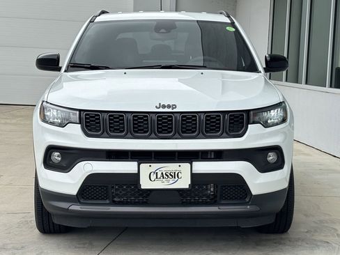 New 2026 Jeep Compass Latitude image 7