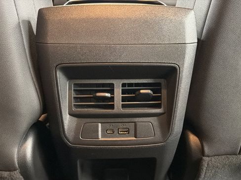 Used 2023 Chevrolet Colorado Z71 w/ Z71 Convenience Package 2 AWD/4WD image 35