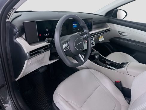 New 2026 Hyundai Tucson SEL FWD image 9