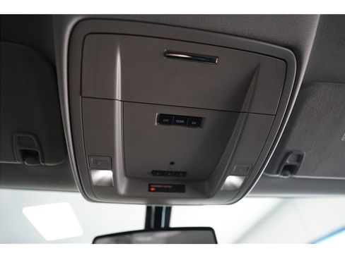 Used 2017 GMC Sierra 1500 SLE w/ SLE Value Package image 24