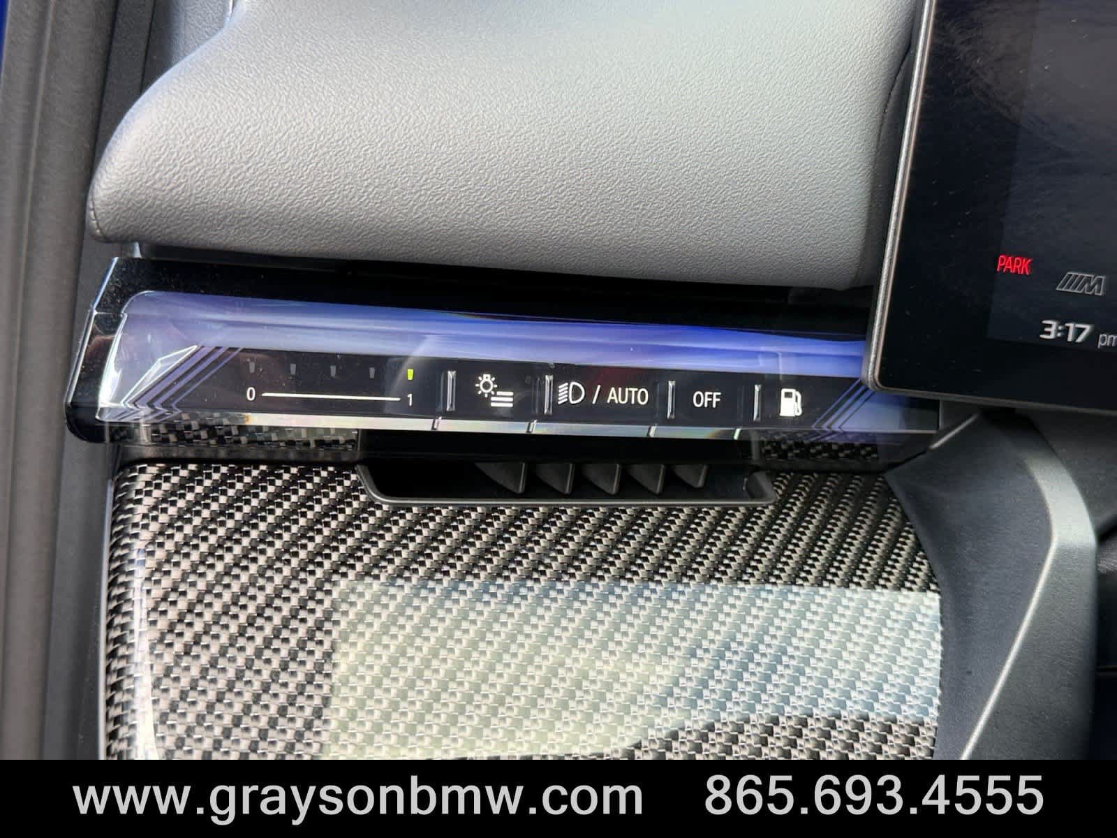 Used 2025 BMW M5 w/ Carbon Package AWD/4WD image 36