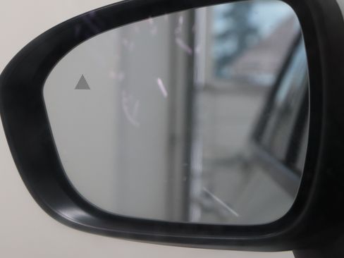 Used 2021 Nissan Rogue SV image 22