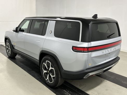 Used 2024 Rivian R1S Adventure Quad AWD/4WD image 3