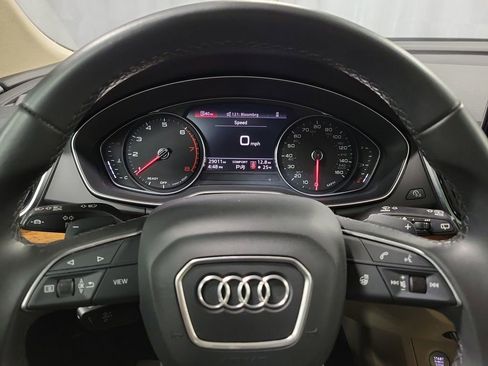 Used 2022 Audi Q5 2.0T Premium w/ Convenience Package image 15