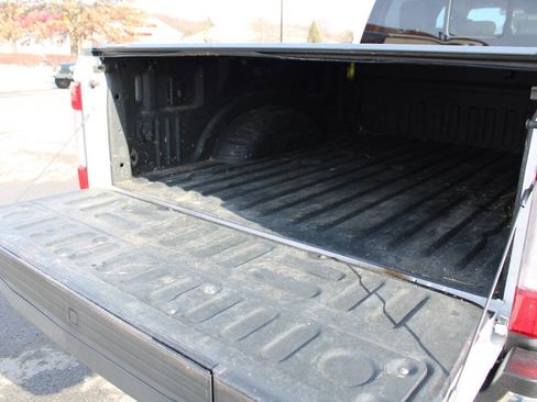 Used 2019 Ford F250 Lariat w/ Lariat Ultimate Package image 14