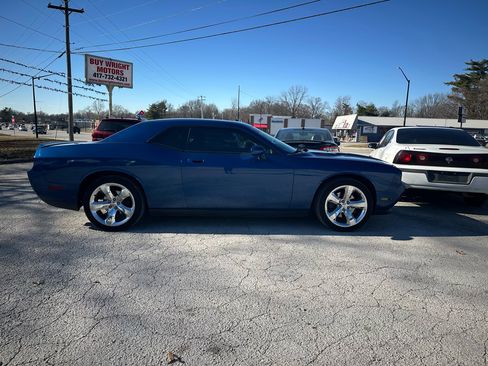 Used 2009 Dodge Challenger R/T image 4