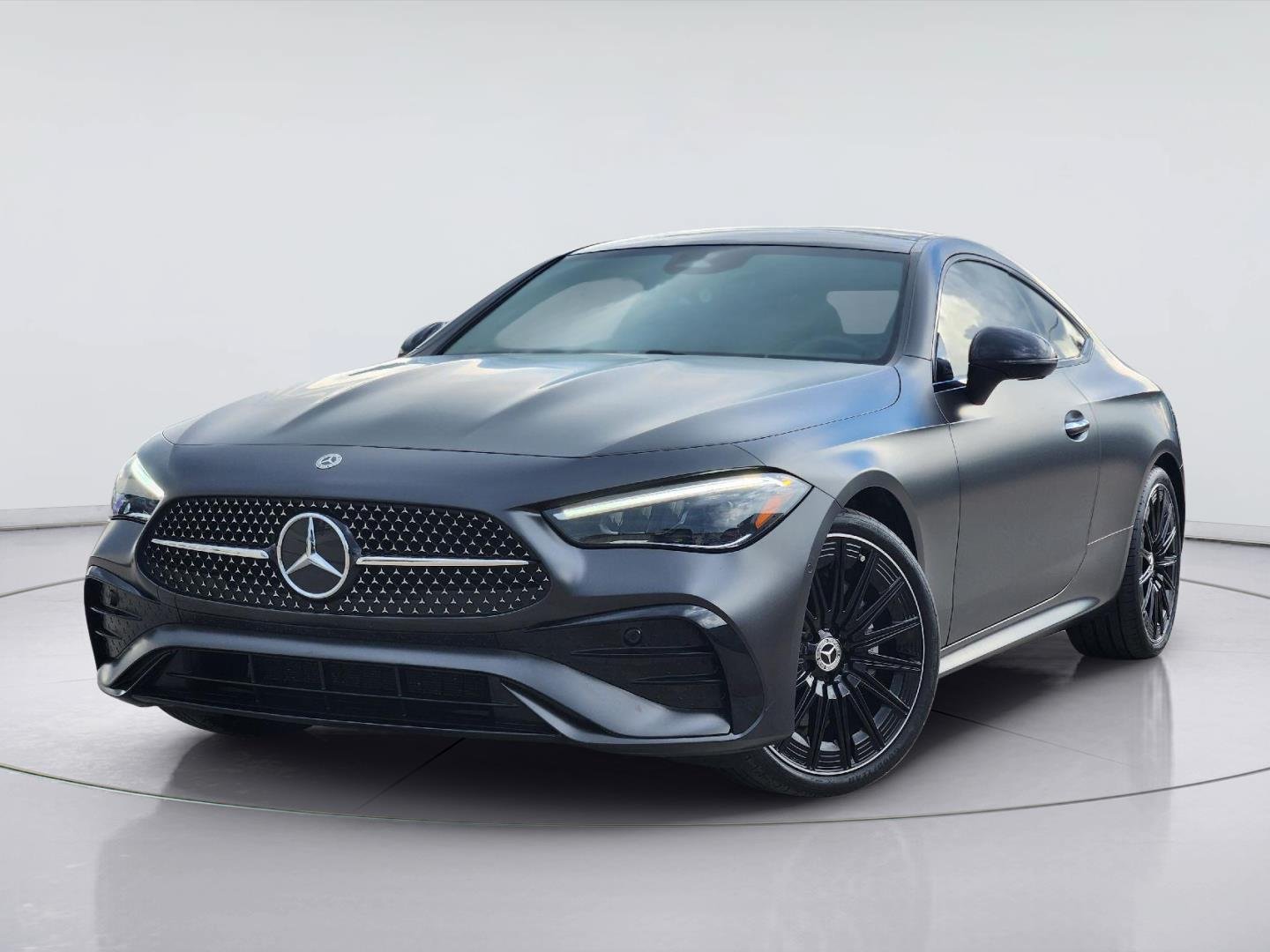 Used 2024 Mercedes-Benz CLE 300 4MATIC Coupe image 1