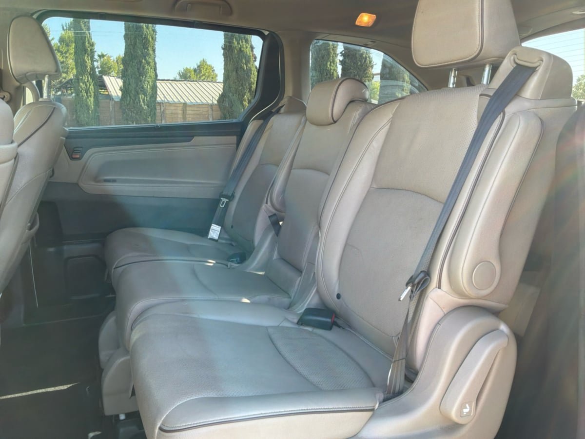 Used 2022 Honda Odyssey Elite image 20
