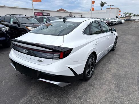 Used 2026 Hyundai Sonata SEL FWD image 13